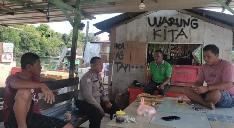 Polri untuk masyarakat, Bhabinkamtibmas Bontang Baru Sambangi Warga, Berikan Himbauan Kamtibmas dan Jalin Silaturahmi