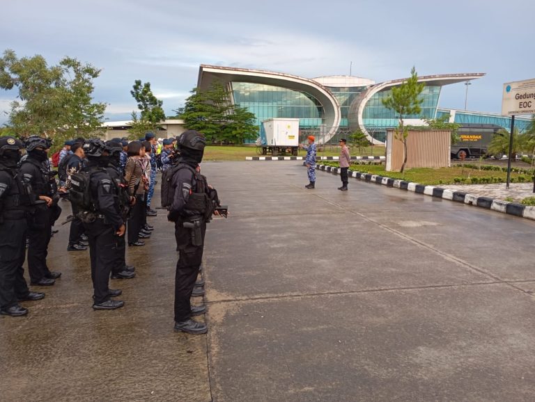Jamin Kemanan VVIP Kunjungan Istri Wapres RI secara Maksimal, Sat Brimob Polda Kaltim Lakukan Pengamanan serta Sterilisasi