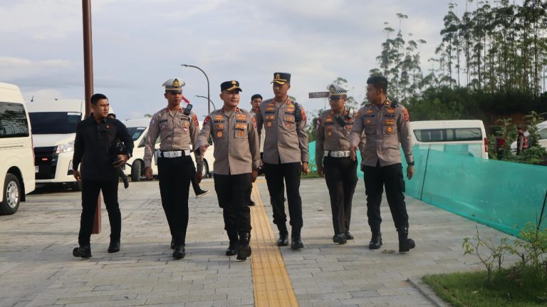 Wakapolda Kaltim Hadiri Penanaman Pohon Bersama Ibu Wakil Presiden RI di Ibu Kota Nusantara