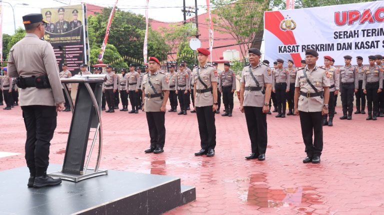 Polres Bontang Gelar Upacara Serah Terima Jabatan Kasat Reskrim dan Kasat Samapta