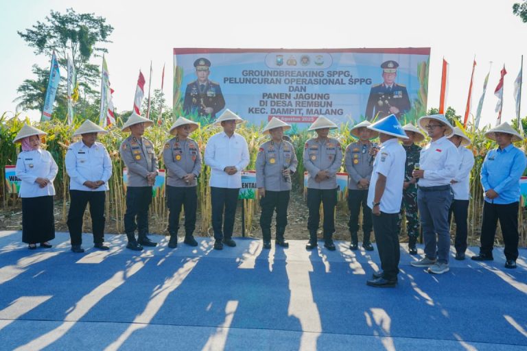 *POLRI DAN BULOG GERAK CEPAT STABILKAN HARGA BERAS MELALUI GERAKAN PANGAN MURAH*