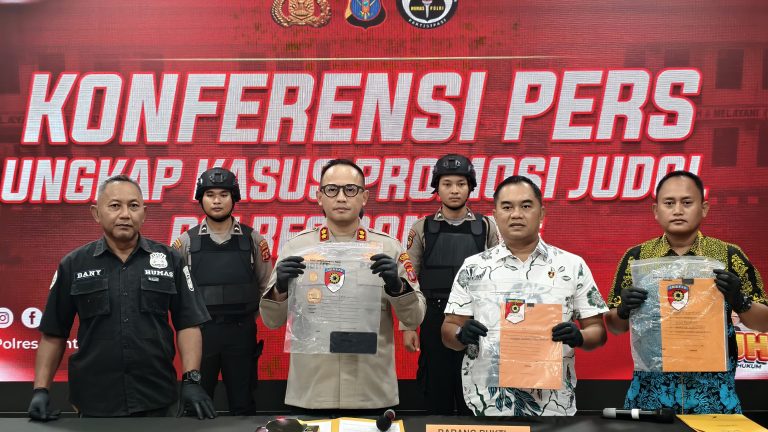 Polres Bontang gelar Press realese Ungkap Kasus Promosi Perjudian Online, 1 Orang Tersangka Diamankan