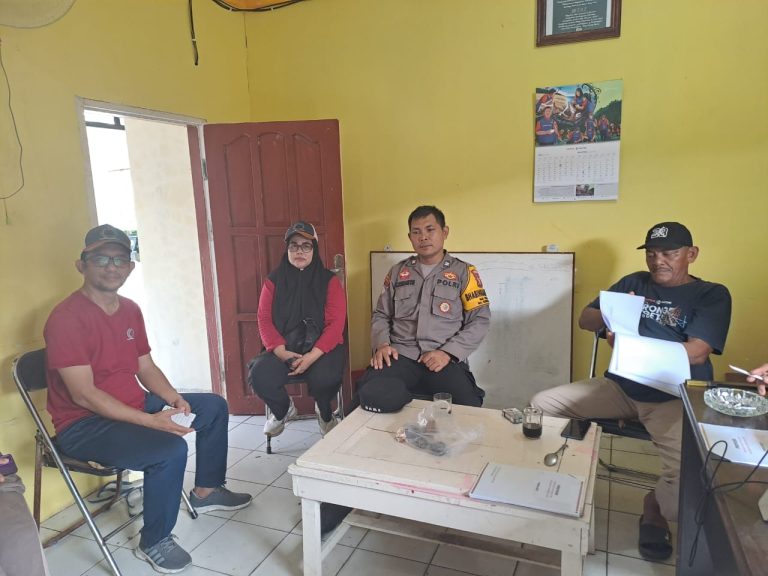 Bhabinkamtibmas Loktuan Laksanakan Sambang Kunjung ke Kantor LPM, Perkuat Sinergi dan Jaga Kamtibmas
