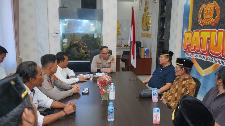 Sinergi untuk kamtibmas : Kapolres Bontang terima kunjungan serta jalin silaturahmi bersama Laskar Kepatihan Kutai Kalimantan Timur