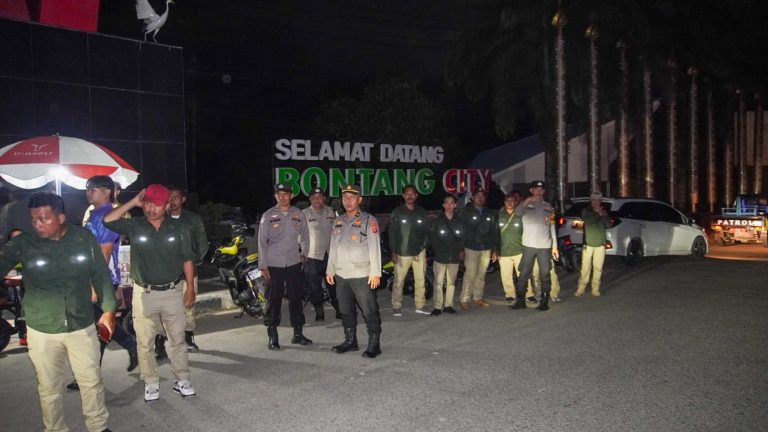 Siaga Kontijensi : Polres Bontang dan Polsek Jajaran Gelar Apel serta Patroli di Objek Vital dan Sarana Publik
