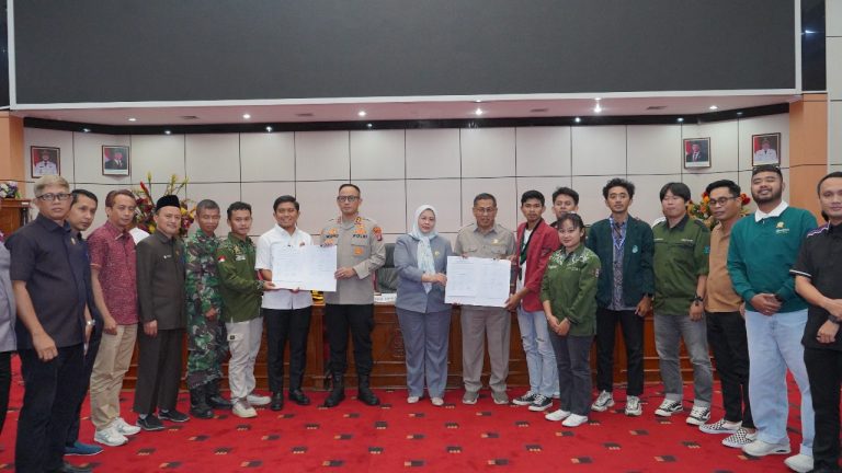 Aliansi Ampera Sampaikan Aspirasi Lewat Audiensi Bersama DPRD Bontang