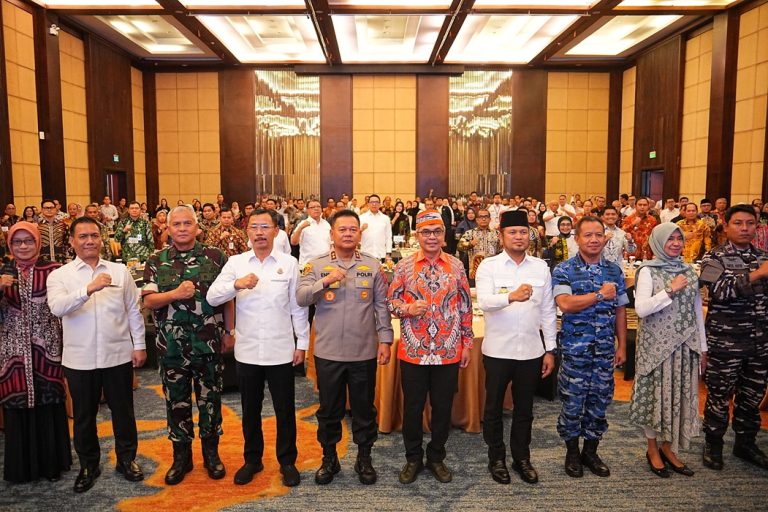 *Kapolda Kaltim Hadiri Rapat Koordinasi Pemberantasan Korupsi Daerah Wilayah Kaltim 2025 *