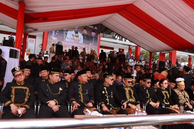 Kapolda Kaltim Hadiri Pembukaan Erau Adat Kutai Tahun 2025