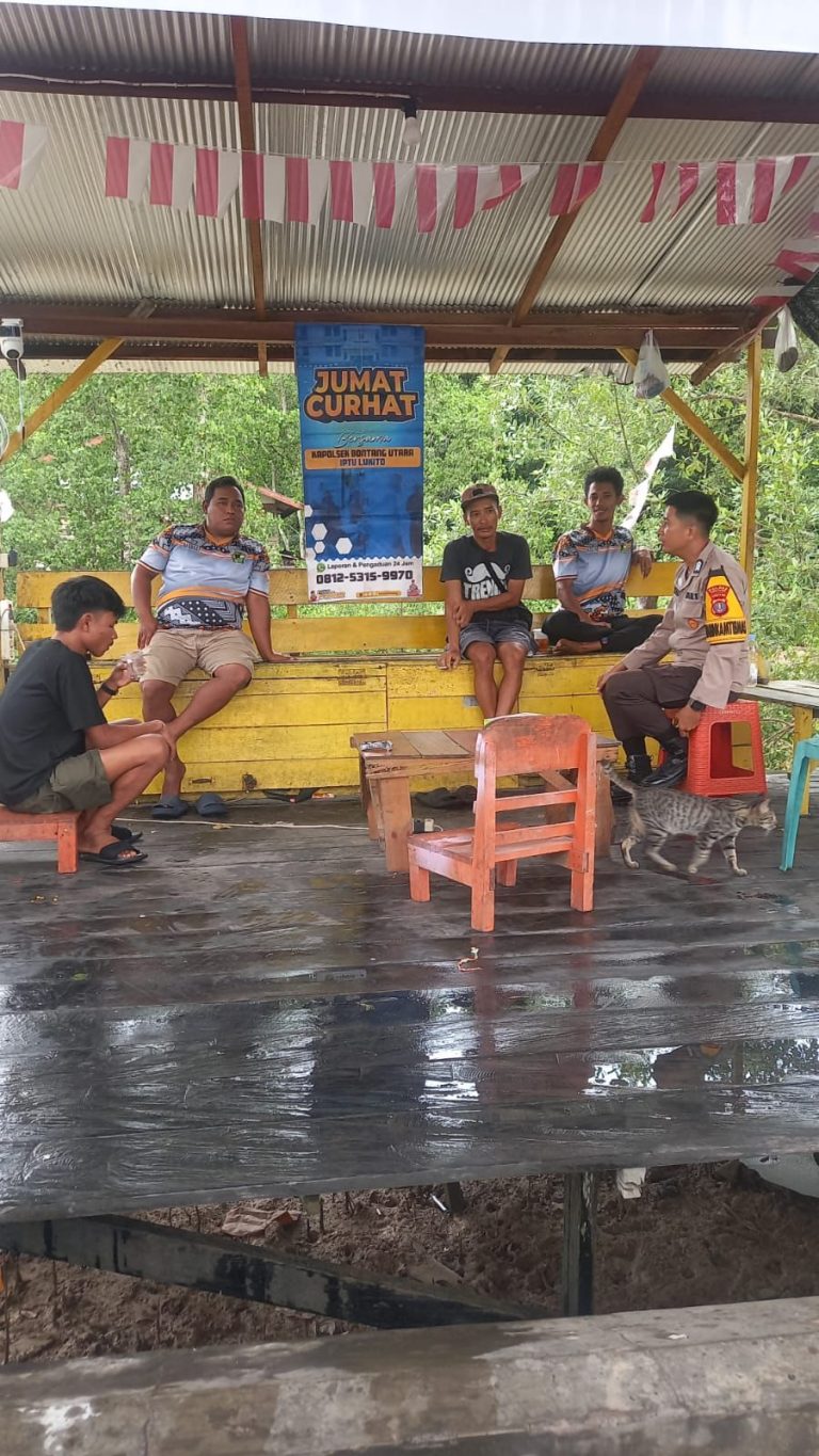 Polsek Bontang Utara Gelar Jumat Curhat di Terminal Bontang Kuala, Pengemudi Bentor Sampaikan Aspirasi