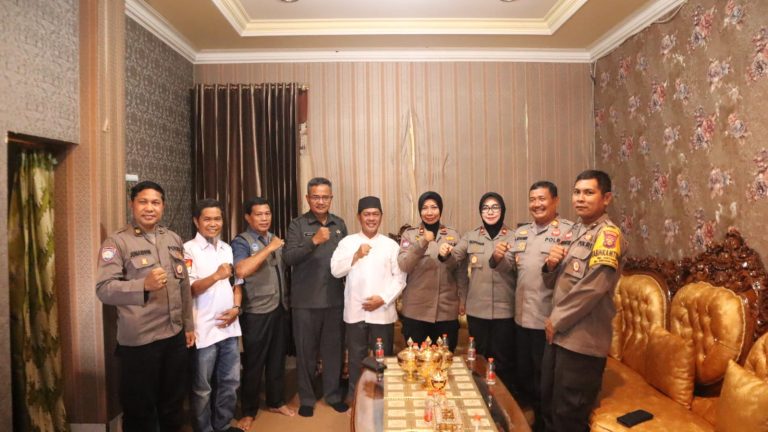 Waka Polres Bontang dan Dit Binmas Polda Kaltim Sambang Tokoh Masyarakat Perkuat Kamtibmas”