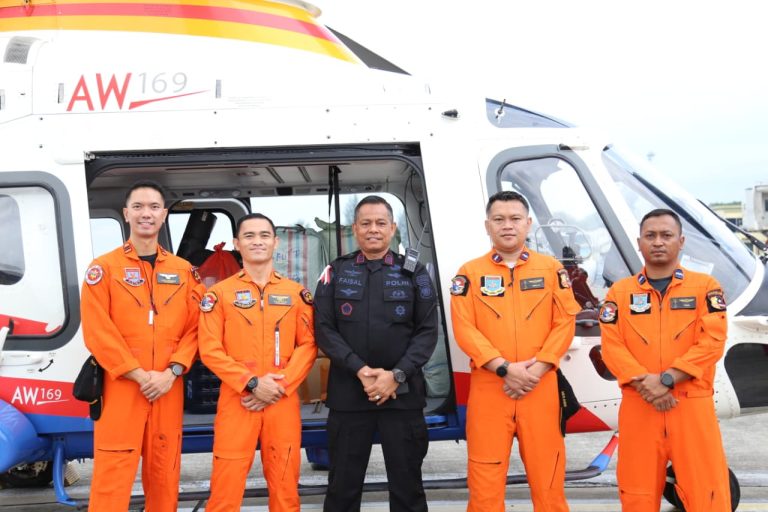 Polda Aceh Kembali Kirimkan Bantuan dan Nakes untuk Korban Banjir di Aceh Tamiang