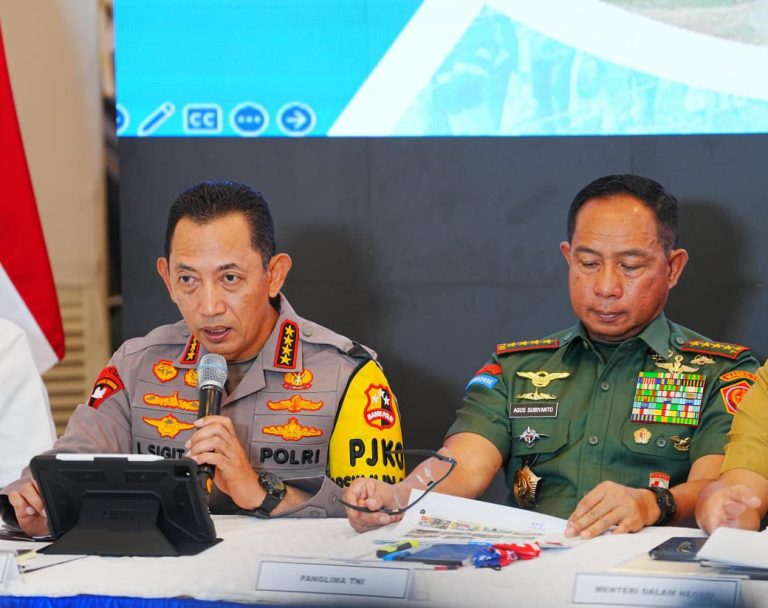Kapolri Kerahkan 10.759 Personel Tangani Bencana di Sumatera