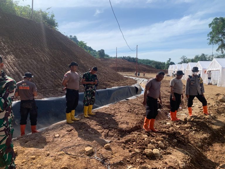 Polda Sumut Gerak Cepat Pulihkan Batang Toru Pasca Banjir dan Longsor, 61 Tenda HUNTARA Kini Teraliri Listrik