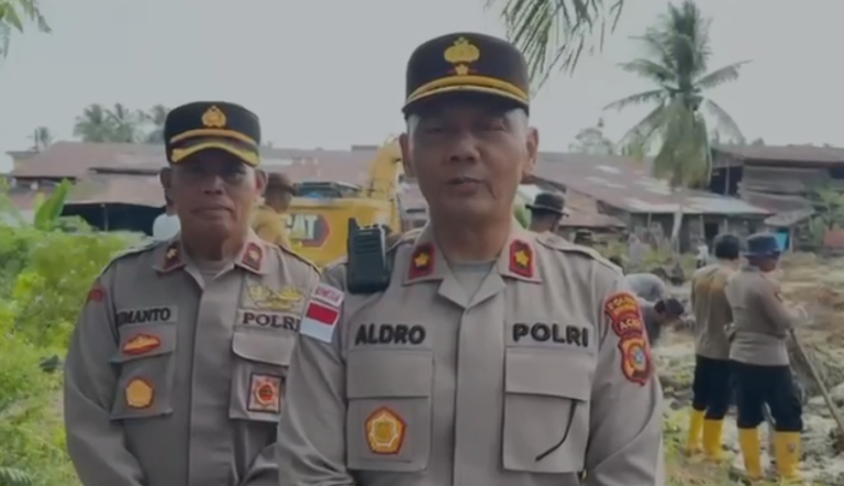 Gotong Royong Berkelanjutan, Polres Aceh Selatan Normalisasi Sungai dan Saluran Air Pascabanjir Trumon Tengah