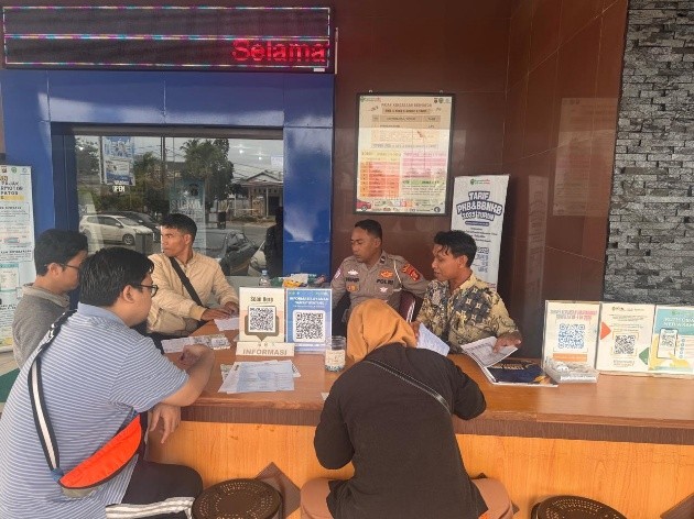 SATLANTAS POLRES BONTANG LAKSANAKAN SOSIALISASI MEKANISME PENERBITAN STNK KEPADA MASYARAKAT