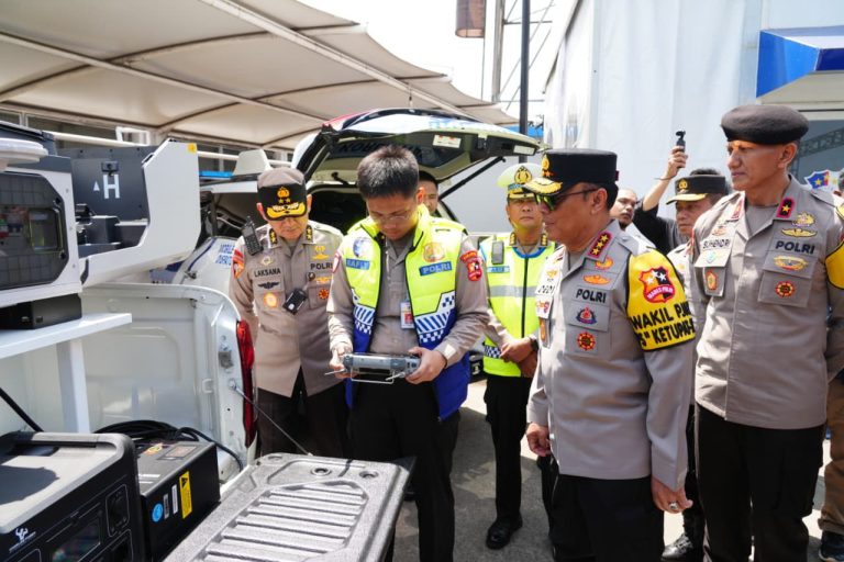 *Wakapolri: Operasi Ketupat 2026 Didukung Teknologi Canggih, Dari Drone hingga Command Center Mobile*
