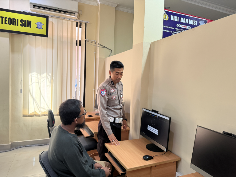 Satlantas Polres Bontang Gelar Sosialisasi Alur Penerbitan SIM