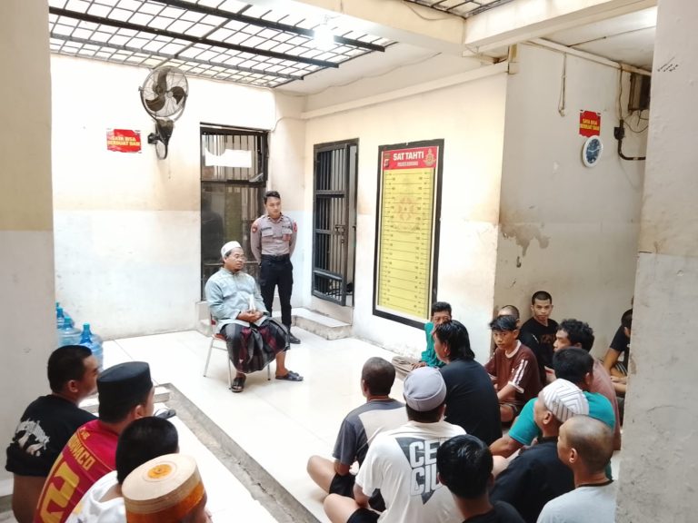 Binrohtal rutin yang digelar Polres Bontang: jadi ruang pembinaan spiritual bagi warga binaan