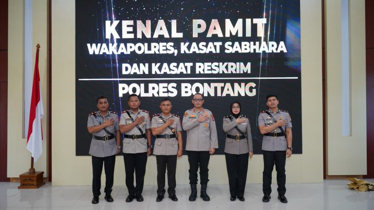 Kenal Pamit Wakapolres dan Dua Kasat, Kapolres Bontang Tekankan Soliditas dan Pelayanan Prima