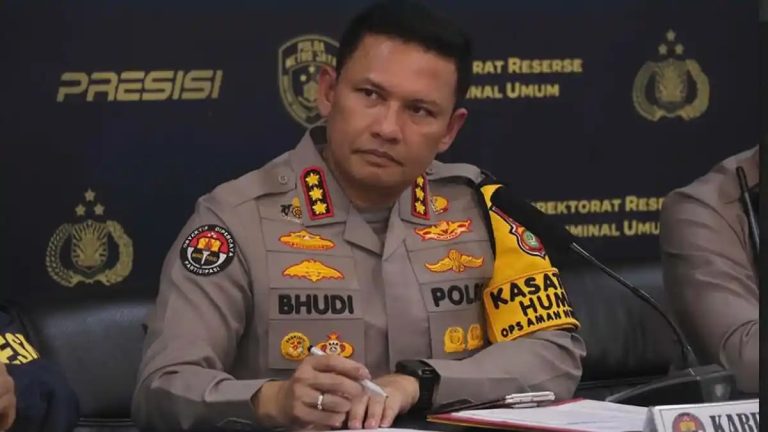 Polda Metro Jaya & Kodam Jaya Gelar Apel Kesiapan Pelayanan Masyarakat di Sejumlah Titik