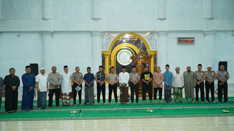 Subuh keliling di Masjid Roudatul Jannah, Waka Polres Sampaikan Pesan Kamtibmas dan Tanya Jawab Warga